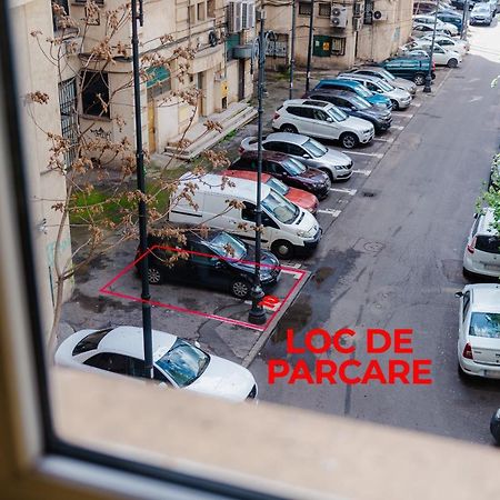 Comfy Apartment With Private Parking And Netflix Bucharest Exterior photo