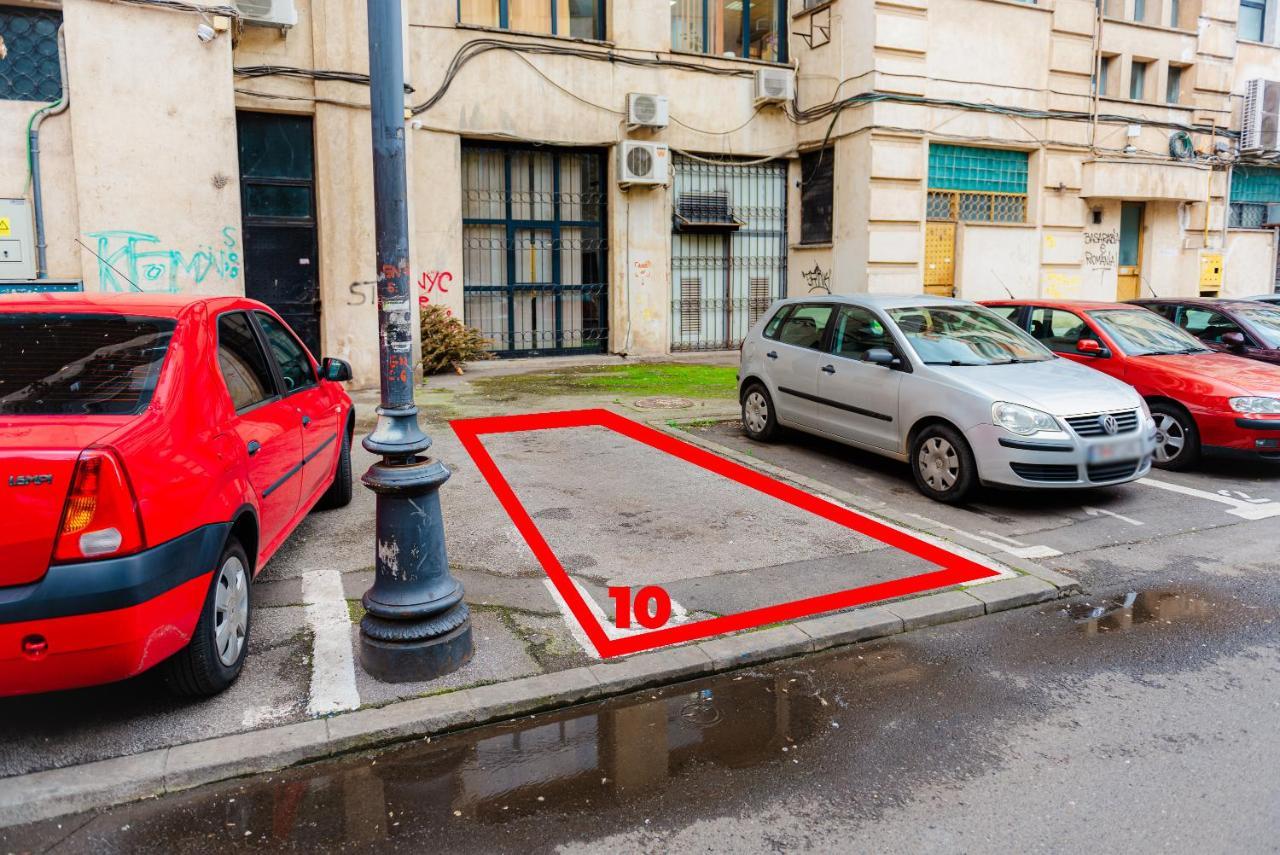 Comfy Apartment With Private Parking And Netflix Bucharest Exterior photo